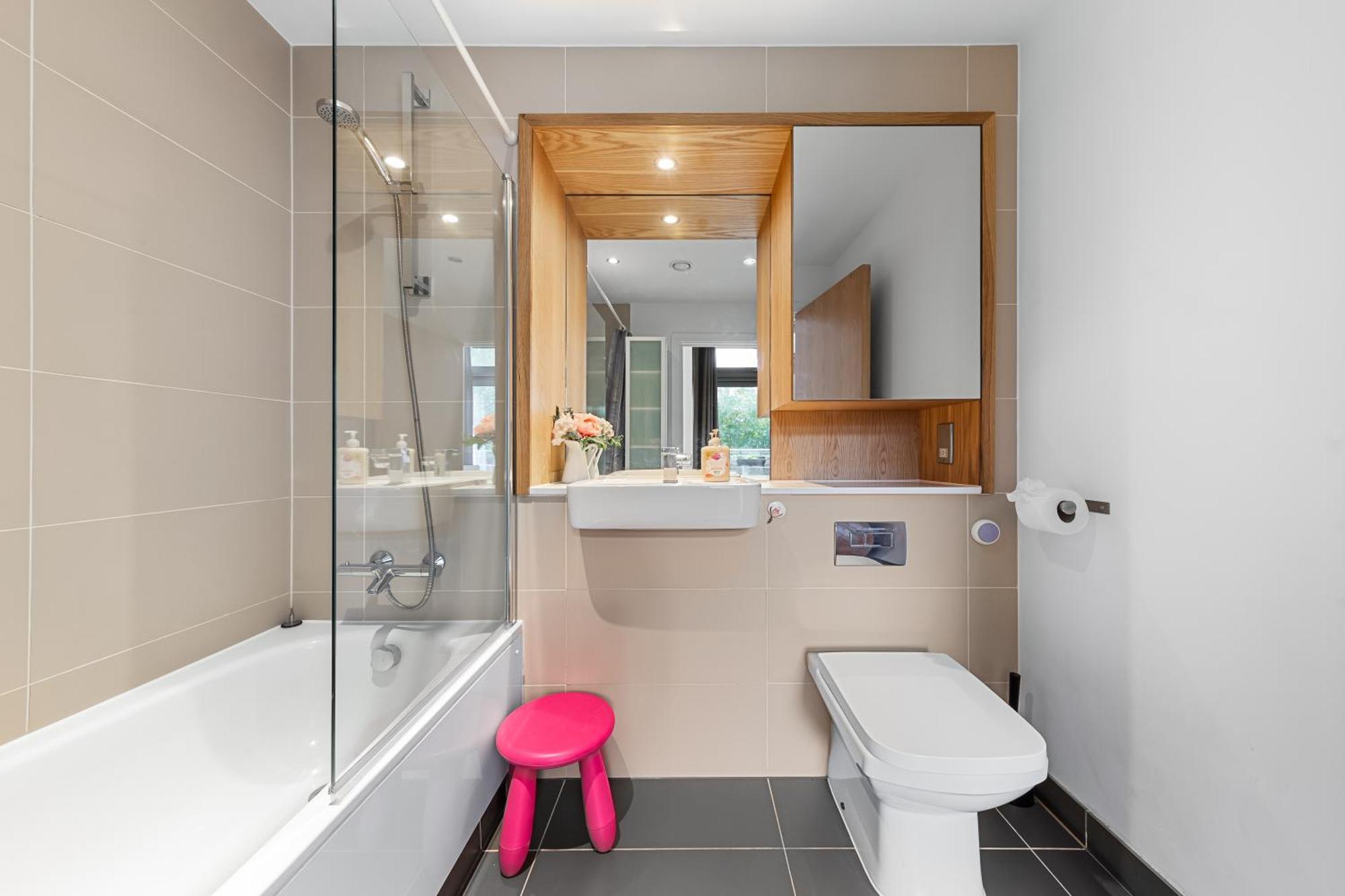 Trendy 2 Bed Flat In Greenwich With Car Parking London Eksteriør billede